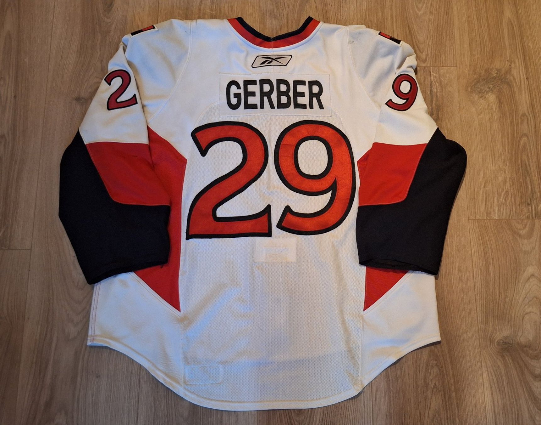 Reebok Leibchen & Hosen: MARTIN GERBER GAME WORN JERSEY OTTAWA SENATORS 2007 - 2008 – Gebraucht aus Vufflens-la-Ville von ClaudeGiroux1974
