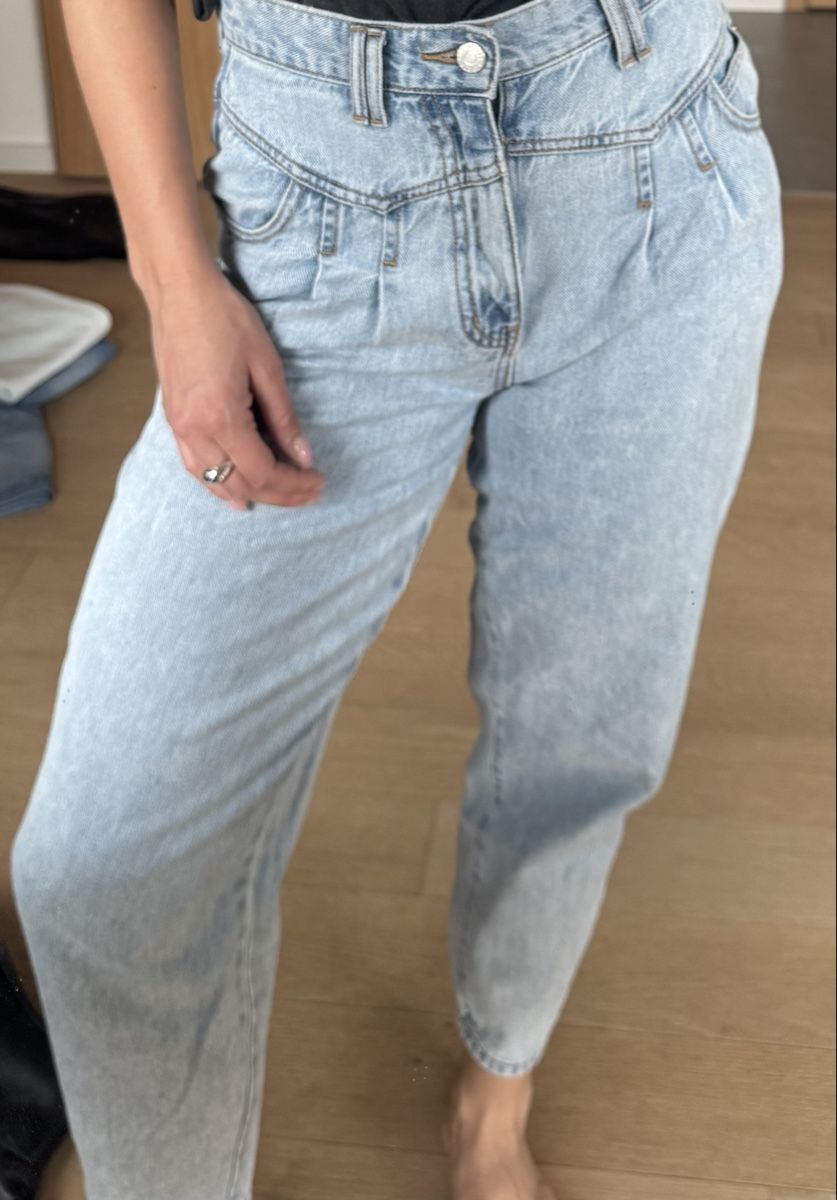 Urban Outfitters Jeans: BDG Mom Jeans 27 – Usato da Zürich venduto da SaraLU 1