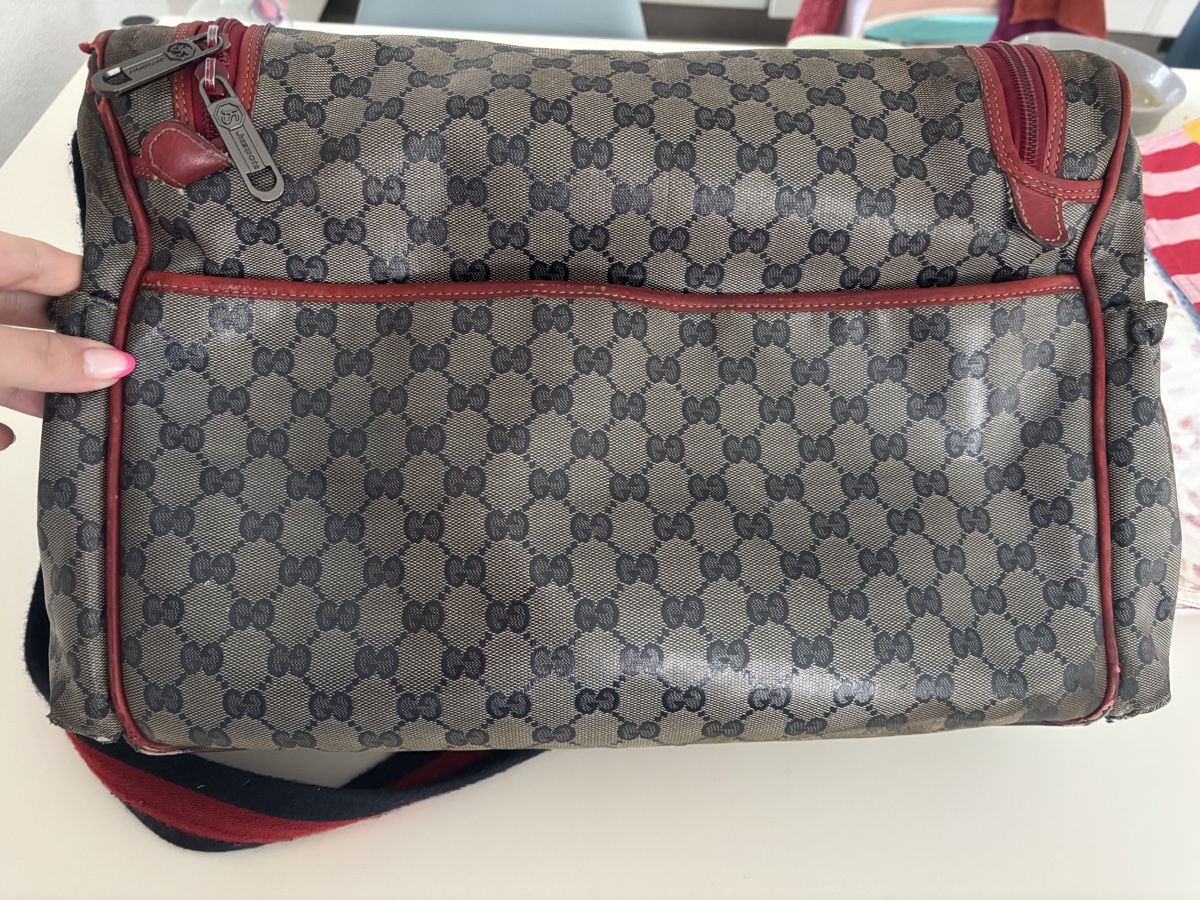 Gucci Taschen: Gucci Wickeltasche stark gebraucht – Gebraucht aus Höri von Celine.11 8
