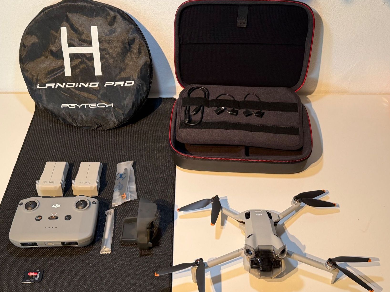 DJI RC Kits de montage: DJI Mini 4 Pro inkl. Zubehör – D'occasion à Ilanz par caui