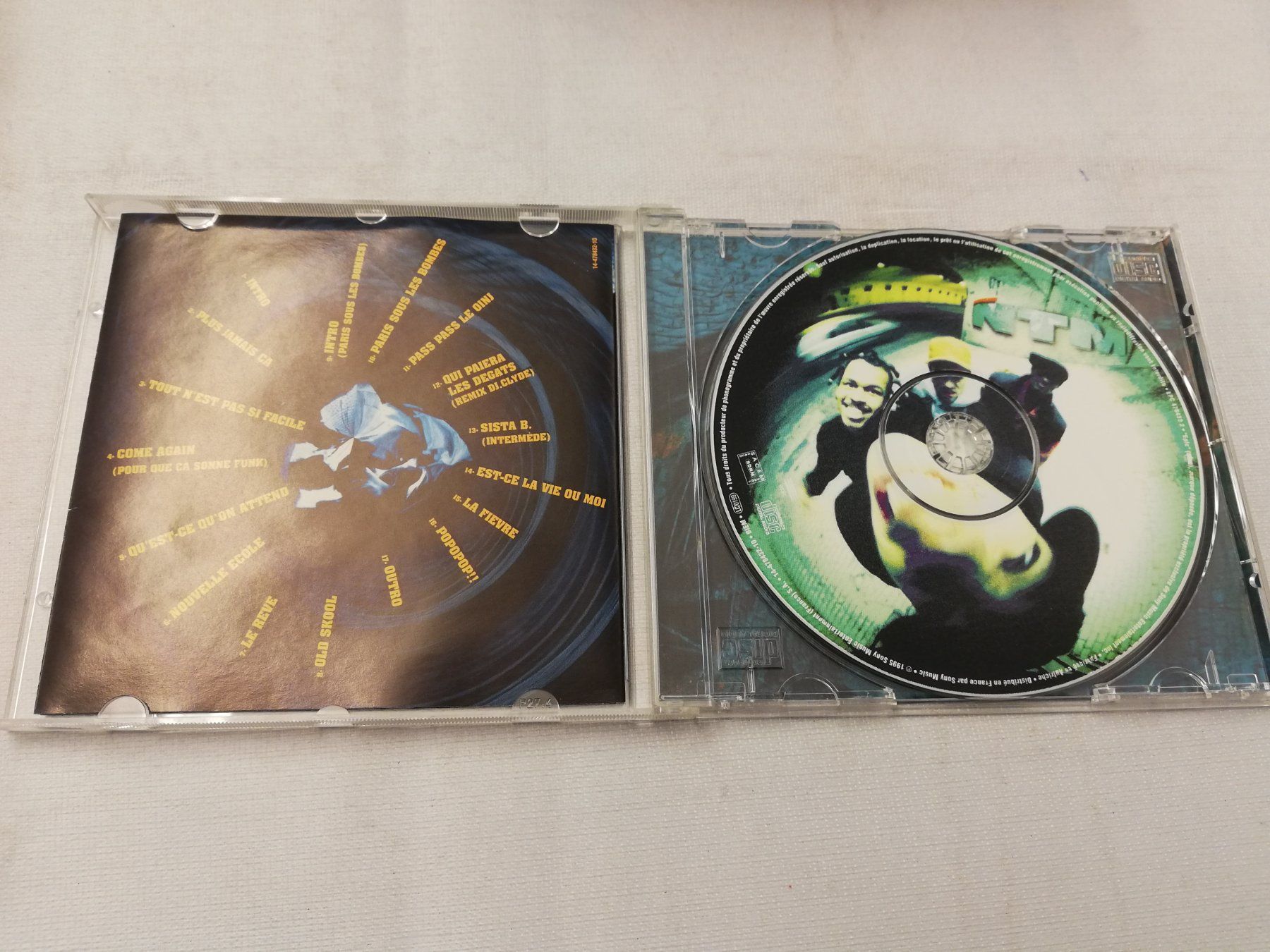 CDs: SUPREME NTM - PARIS SOUS LES BOMBES – D'occasion à Bern par Vinylsound.ch 2