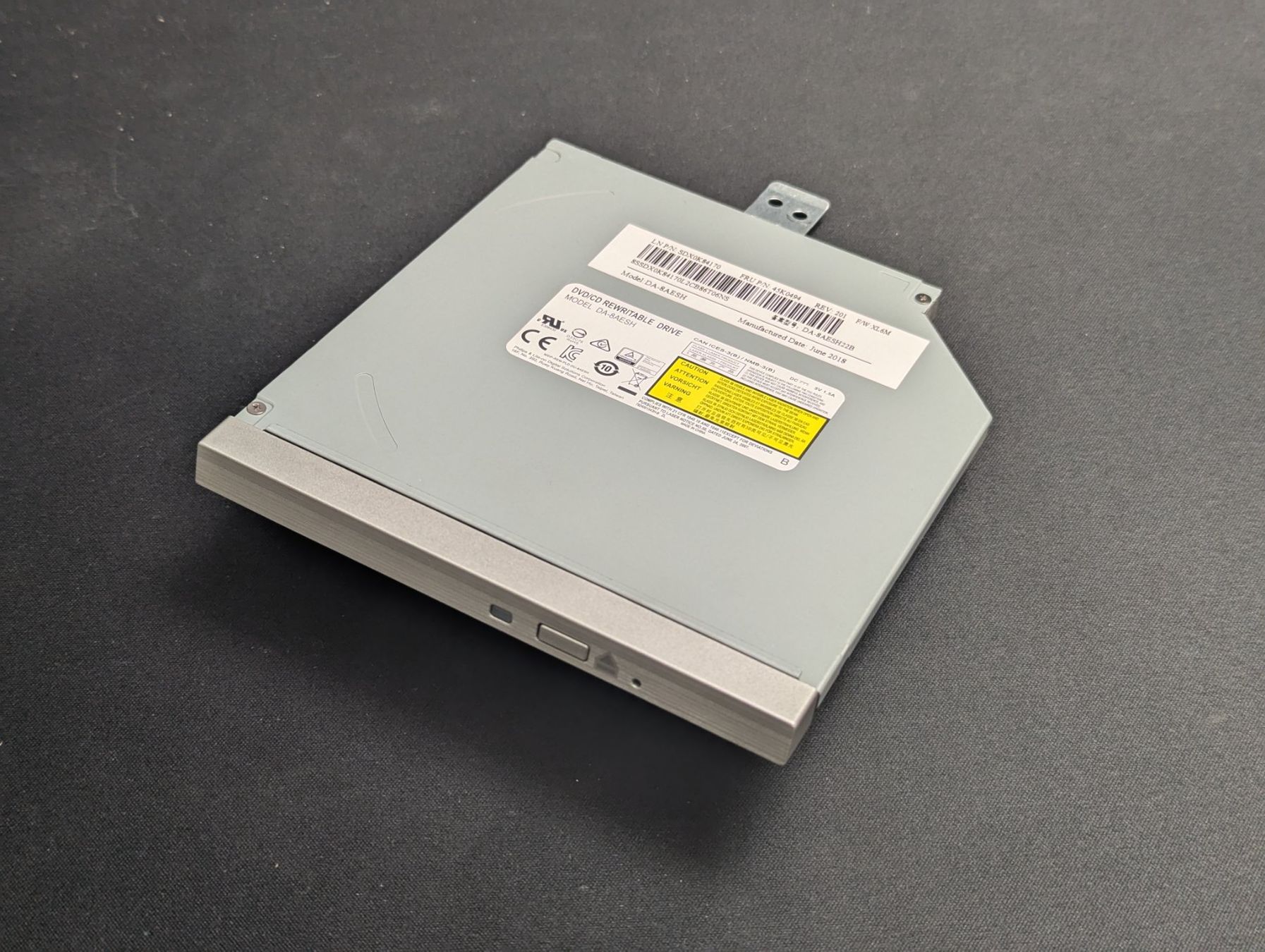 PC: DVD/CD-RW Laufwerk DA-8AESH – Usato da Brugg AG venduto da swiss.sales.force
