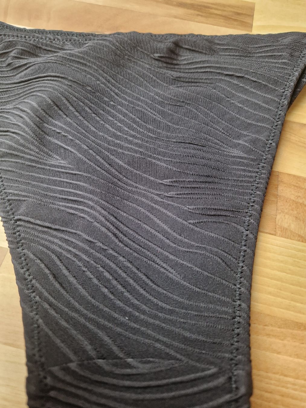 H&M Costumi da bagno & Bikini: Schwarze Bikinihose Grösse S – Usato da Lyss venduto da katelisa 4