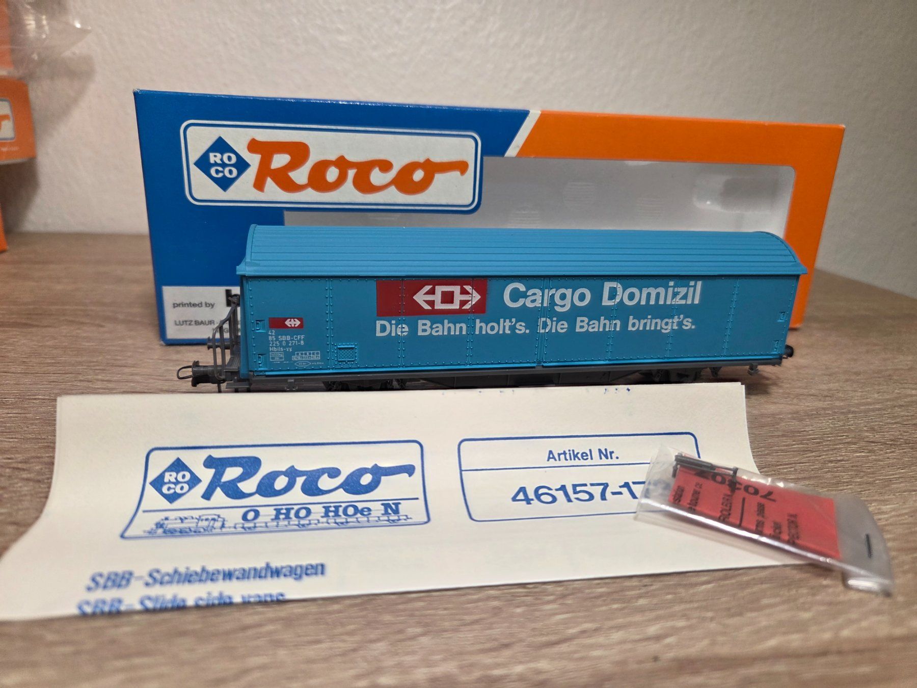 Roco Modellini di ferrovie: Roco 291034 Güterwagen Cargo SBB H0 – Nuovo e nell'imballaggio originale da St-Aubin-Sauges venduto da Lo_Go 5
