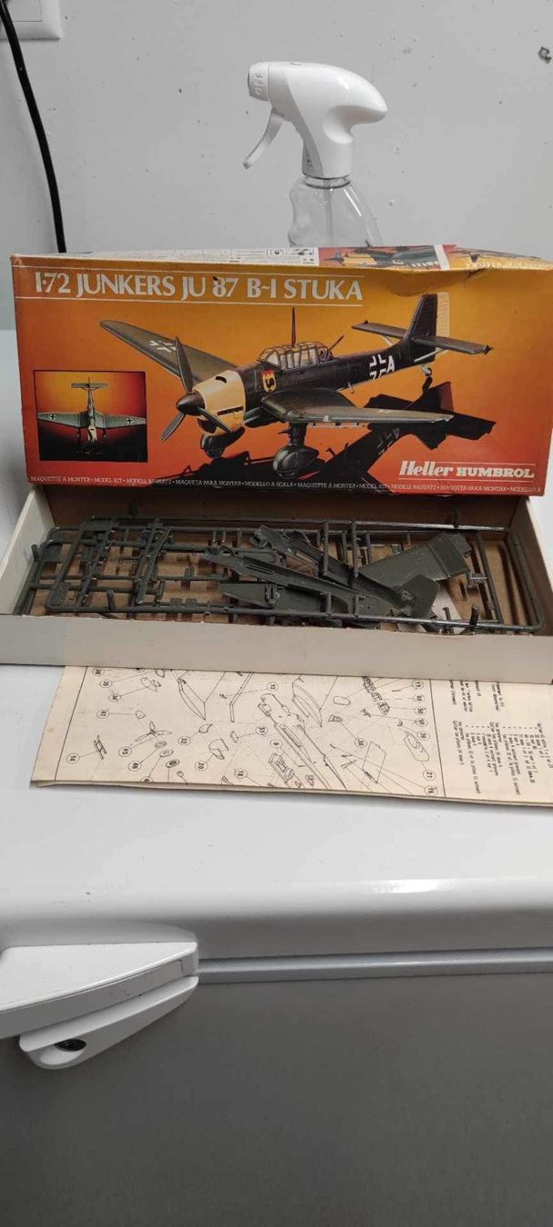 Heller Kit di modellismo & Modellini statici: 1.72 Junkers JU 87 B-I Stuka – Usato da Bühler venduto da comaneci 2