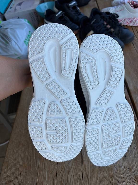Schuhe für Mädchen: Turnschuh Gr.38 – Neu und originalverpackt aus Thun von danceT 2