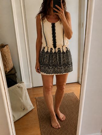 Robe d’été Ganjana Paris modèle Lussi blanche avec dentelle