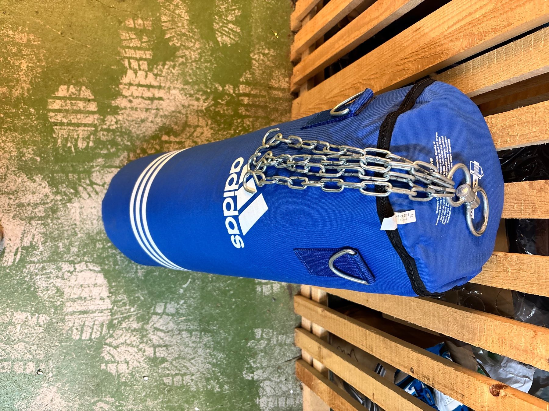 Sacchi da boxe: Boxsack von Adidas – Usato da Thalheim venduto da Bettina.Frauenfelder