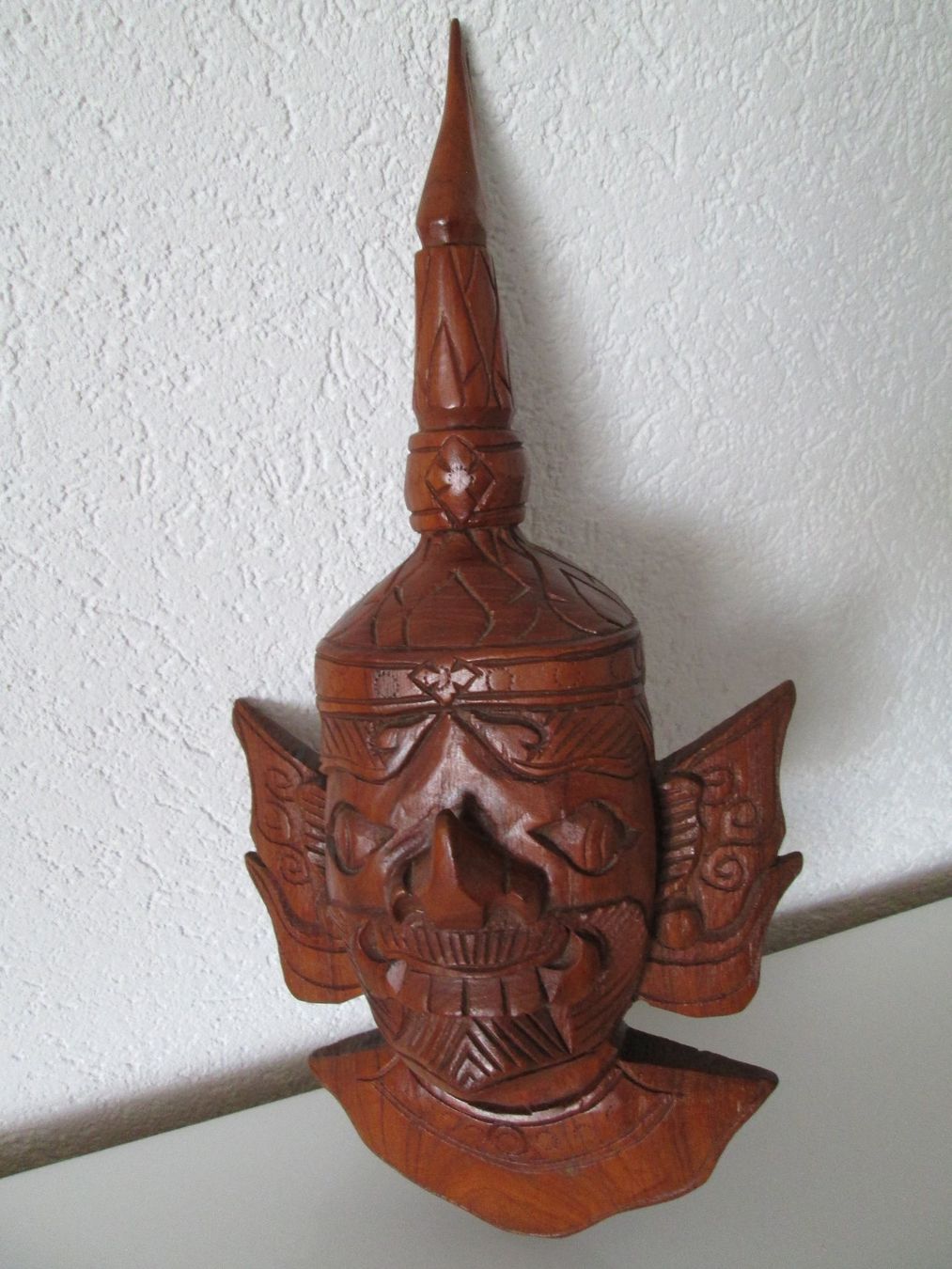 Sculture & Statue: Hand geschnitzte Holz Mascke – Usato da Movelier venduto da KRASI61