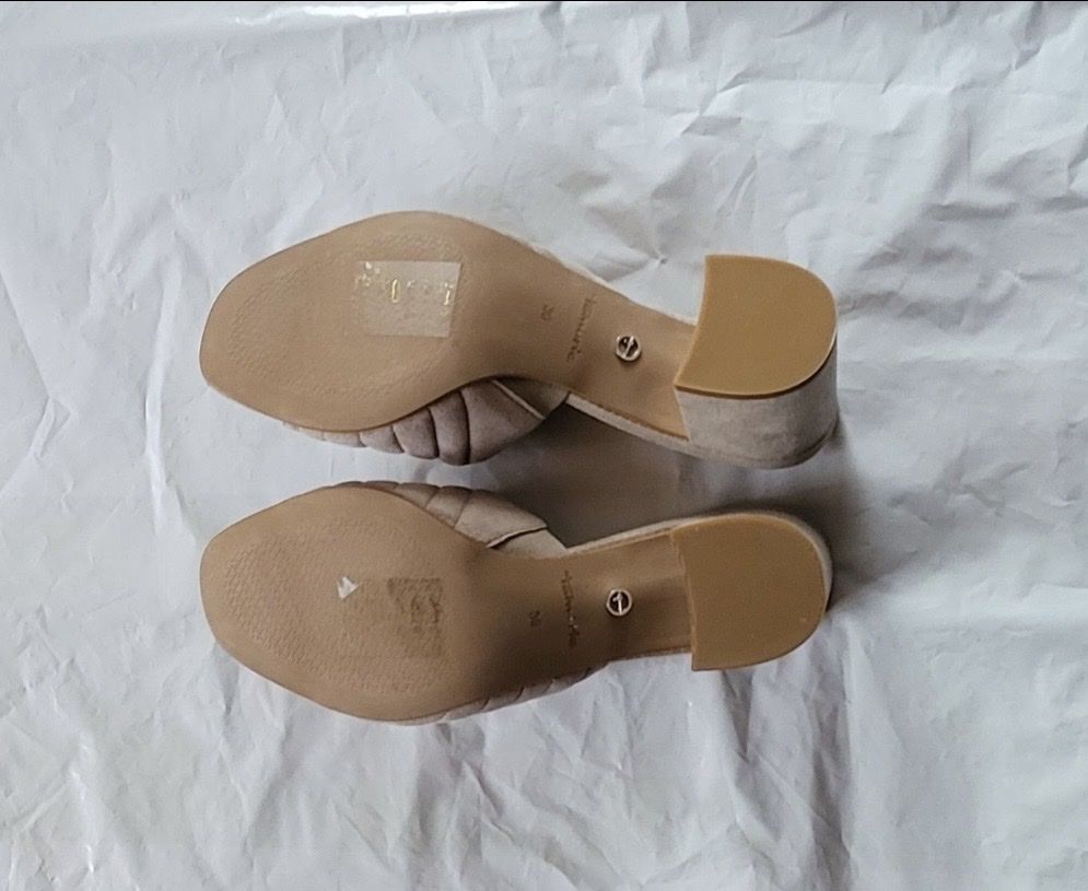 Scarpe da donna: Sandali Tamaris 39 rosa beige – Usato da Breganzona venduto da BlueBlue 6