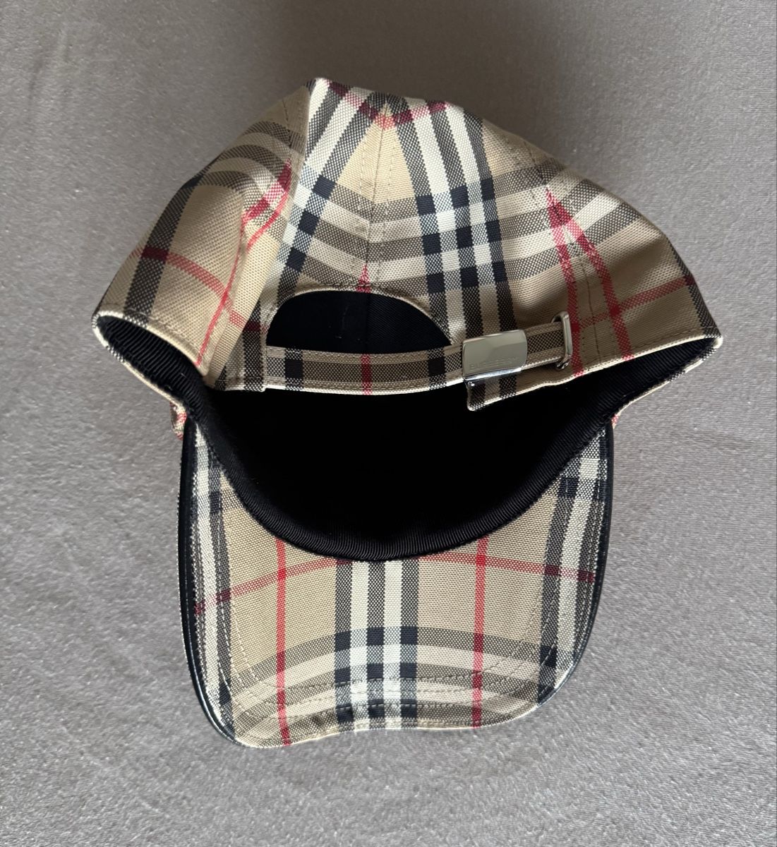Burberry Copricapi, berretti & cappellini: Casquette Burberry,  Taille M - État Impeccable – Nuovo (secondo la descrizione) da Colombier NE venduto da the_yq7x 5