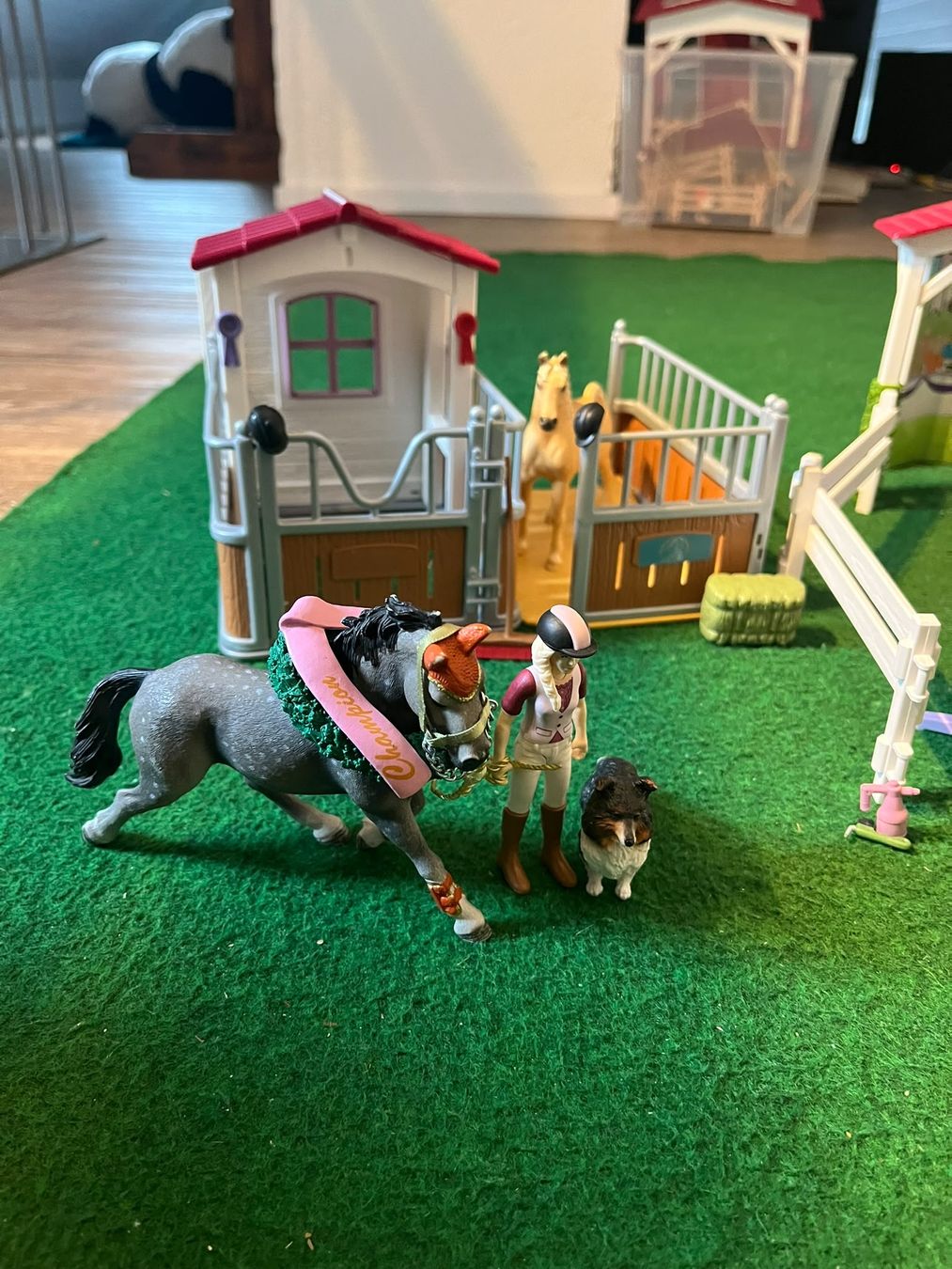 Schleich Spielzeuge: Schleich showjumping – Gebraucht aus Beinwil am See von limaalpha1986 1