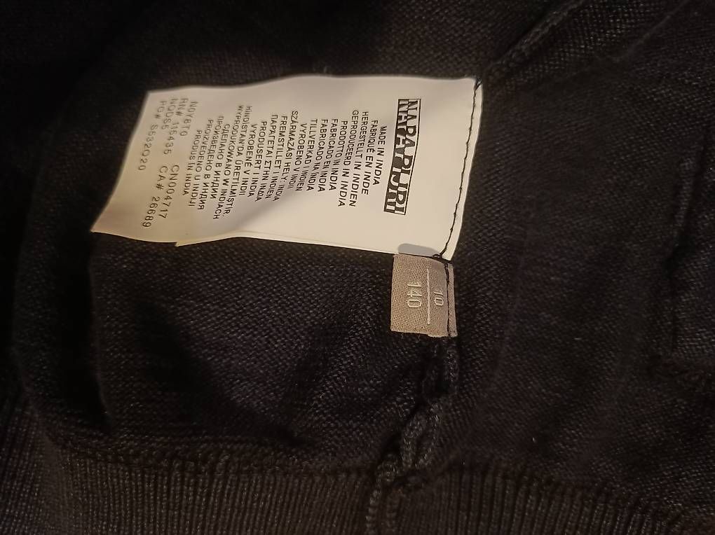 Giacche & Cappotti: Napapijri Strickjacke kinder 140 – Usato da basel venduto da lin_5kqf 2