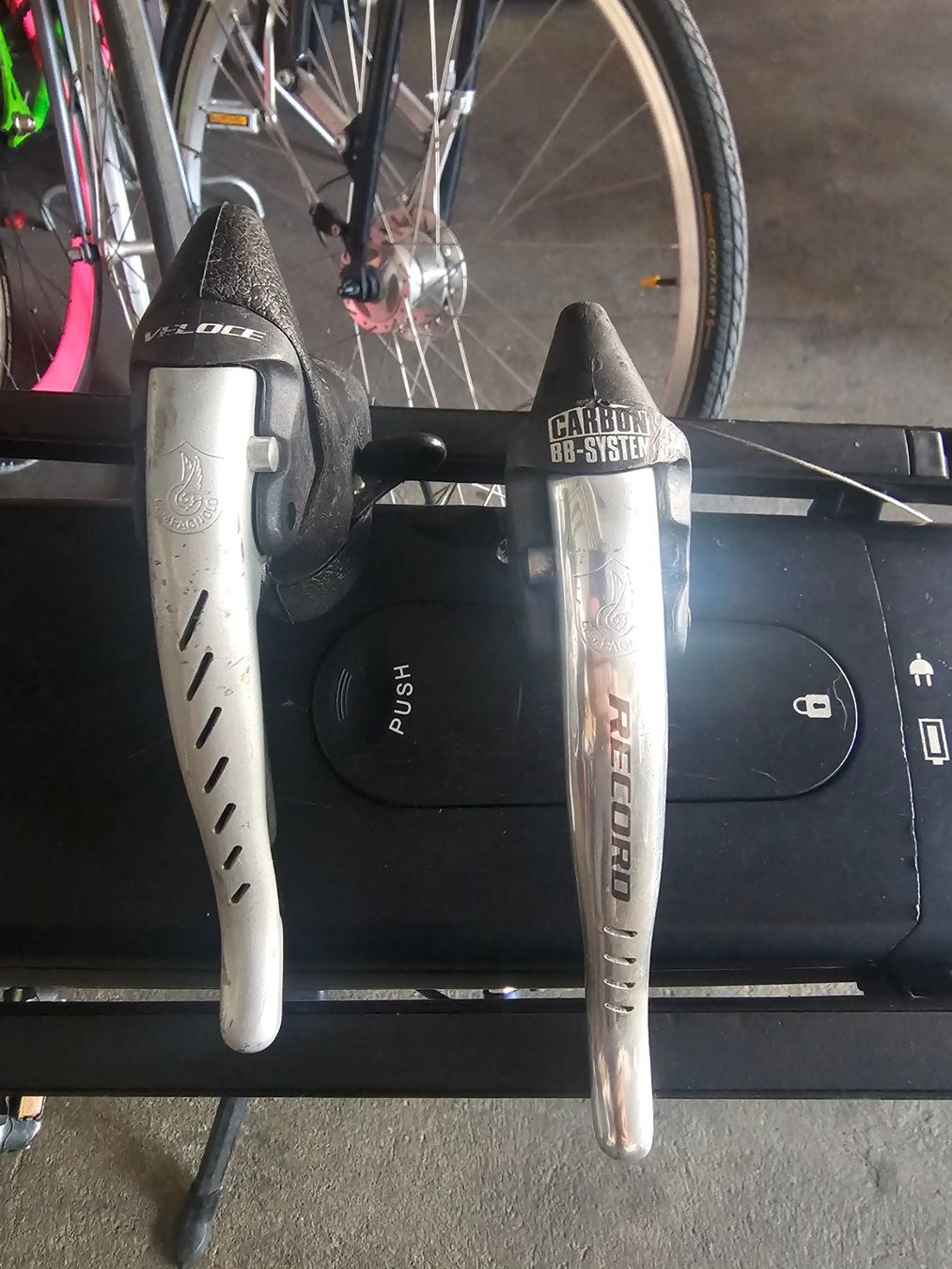 Shimano Ersatzteile: Rennvelo Zubehör – Gebraucht aus kleindöttingen von Jimi-Hendrix 1