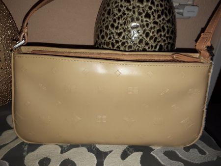 Kleine Tasche Clutsch Beige
