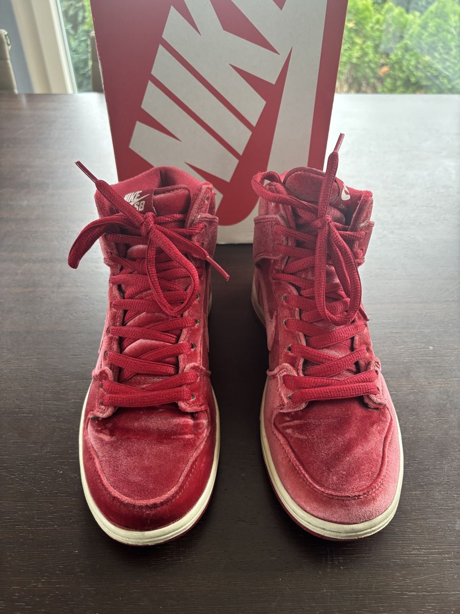 Nike Herrenschuhe: Nike SB Dunk Velvet 40 – Gebraucht aus Uetikon am see von seller.2020 1
