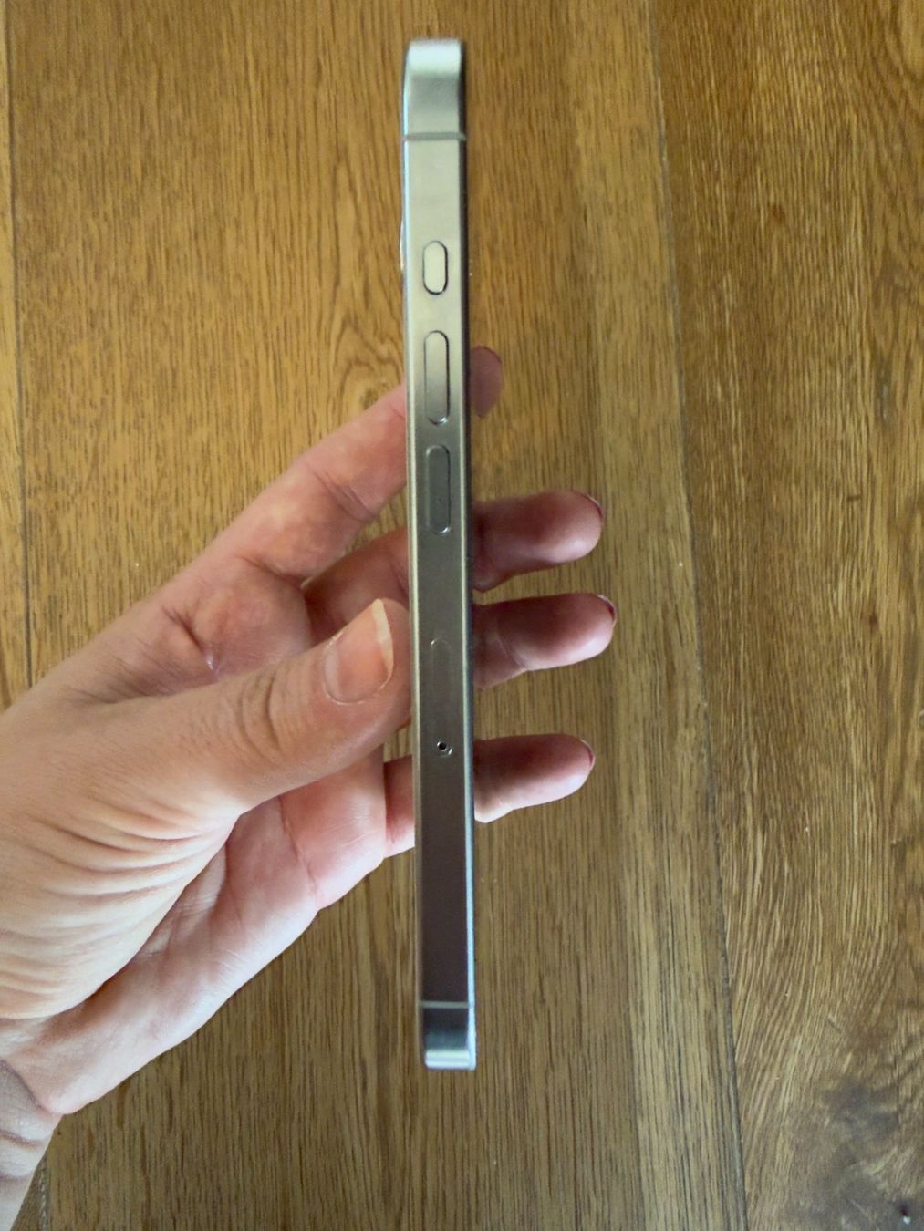 Apple Portables: Apple iPhone 15 Pro, 512 GB – D'occasion à Oberengstringen par zackymomo 4