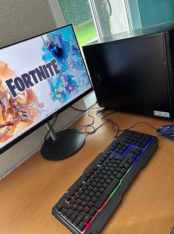 PC: Gaming Pc – Usato da Niederuzwil venduto da LA-Electronics 2