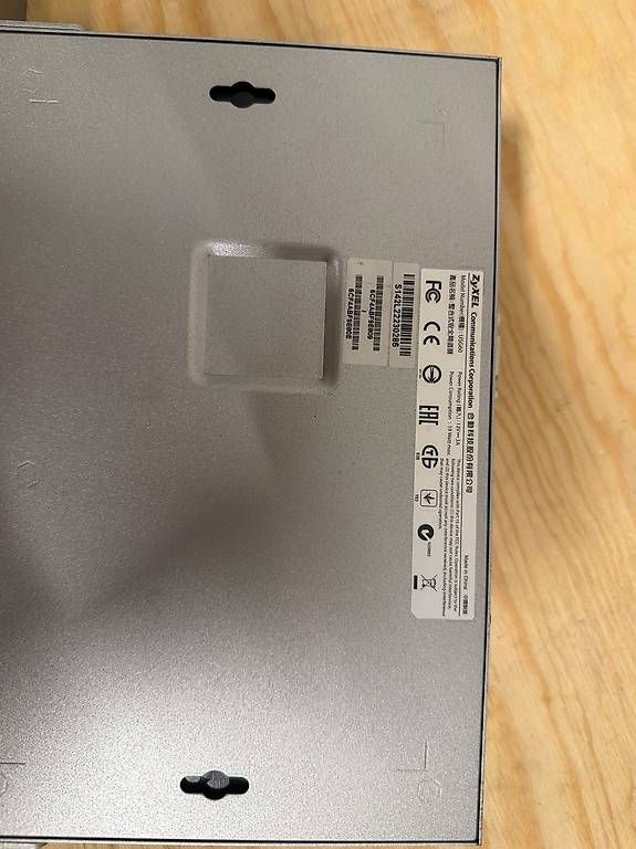 Zyxel Firewall: Firewall - Zyxel Usg60 – Usato da Zürich venduto da mehralswohnen 3