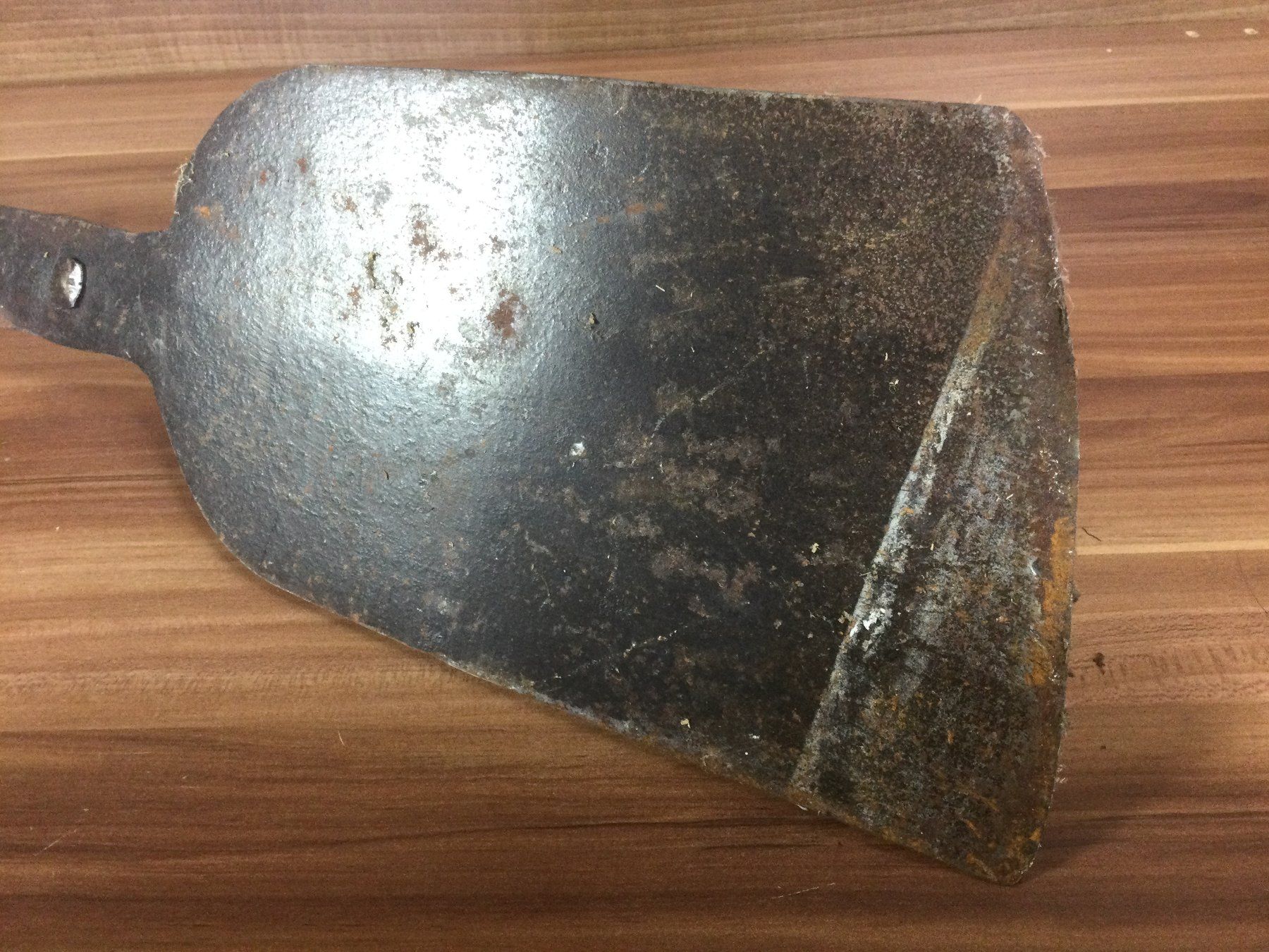 Attrezzi da lavoro: Antikes Heu Messer mit Holgriff für Garten oder Deko – Usato da Wangen SZ venduto da kuriosum12 5