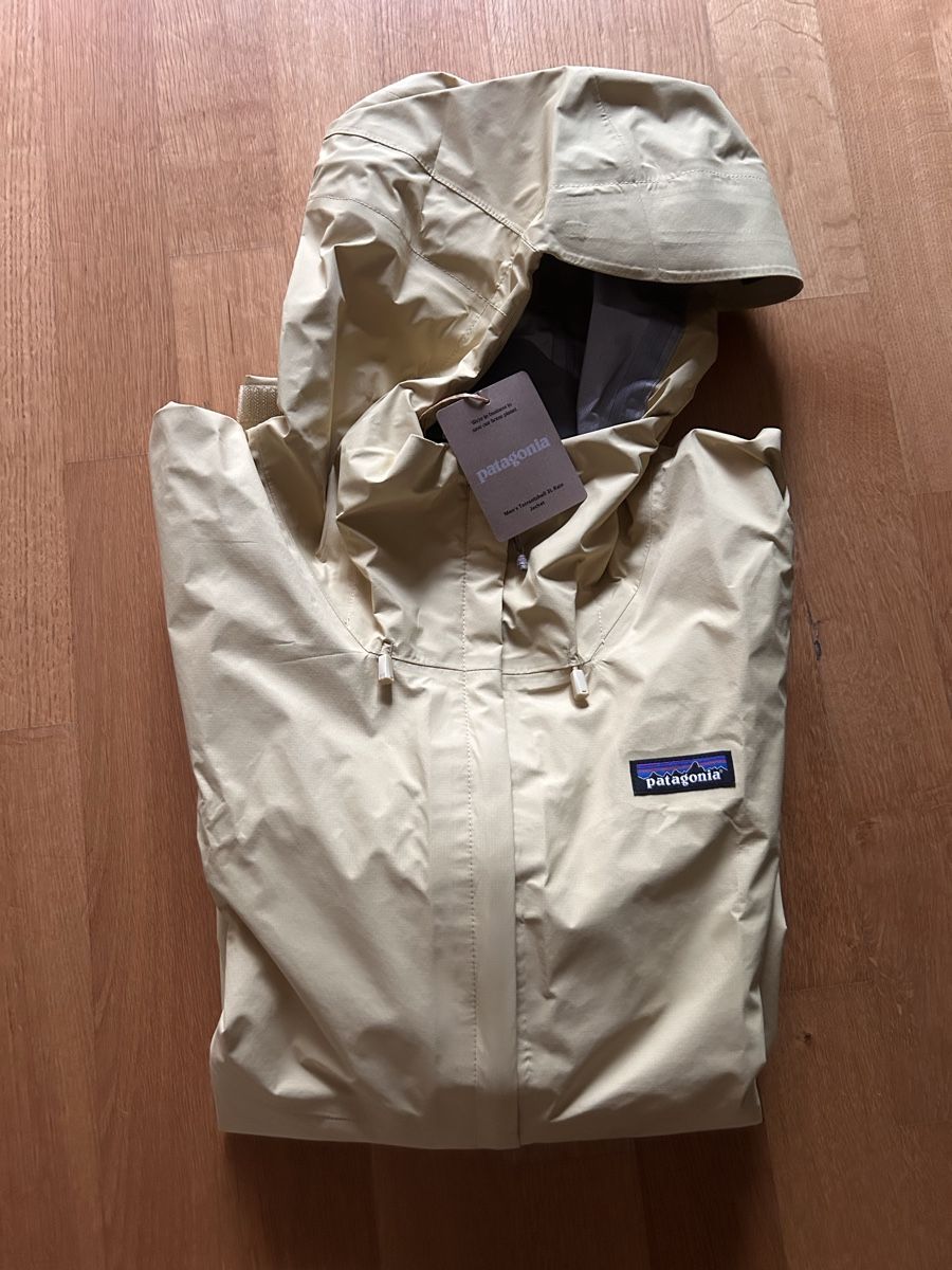 Patagonia Vestes: Patagonia Torrentshell 3L Jacket XL – Neuf avec emballage d'origine à Celigny par PaoloG02 1