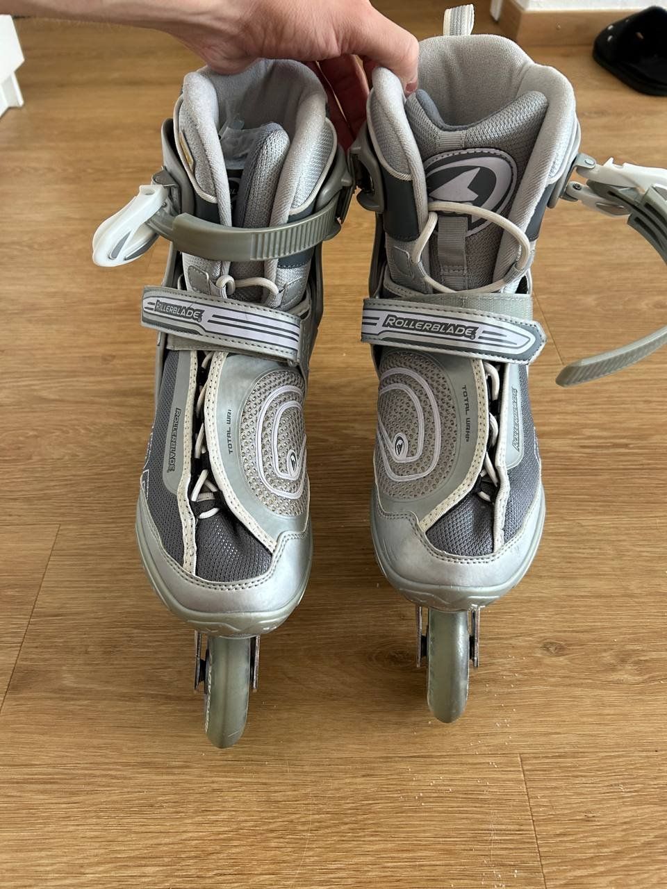 Inline-Skating & Rollschuhe: Rollers gris Rollerblade taille 41 | Rollerblades size 41 – Gebraucht aus Clarens von meritus 2