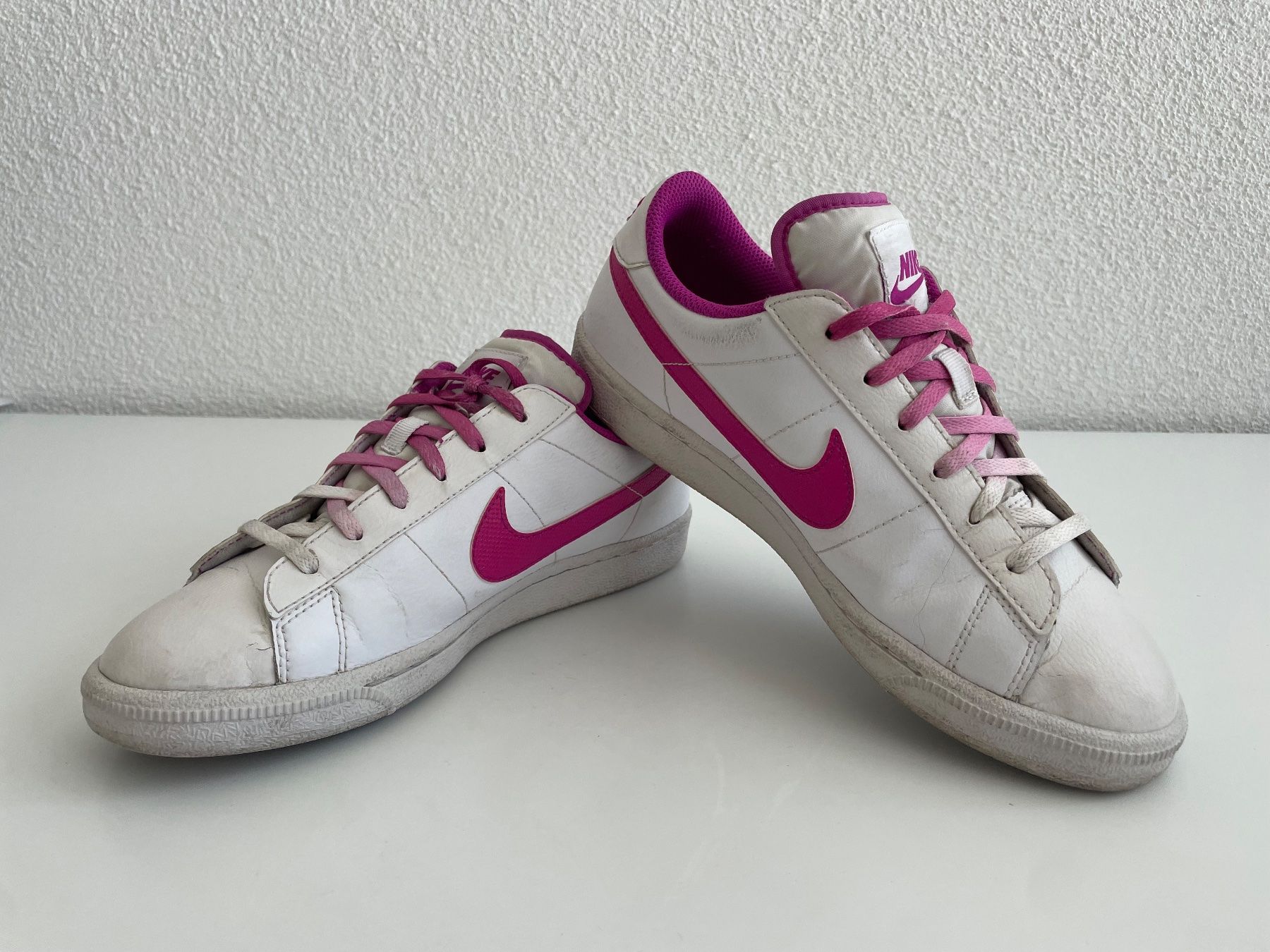 Nike Scarpe da donna: Nike Sneaker Gr 38.5 – Usato da Egg b. Zürich venduto da egg2665 2