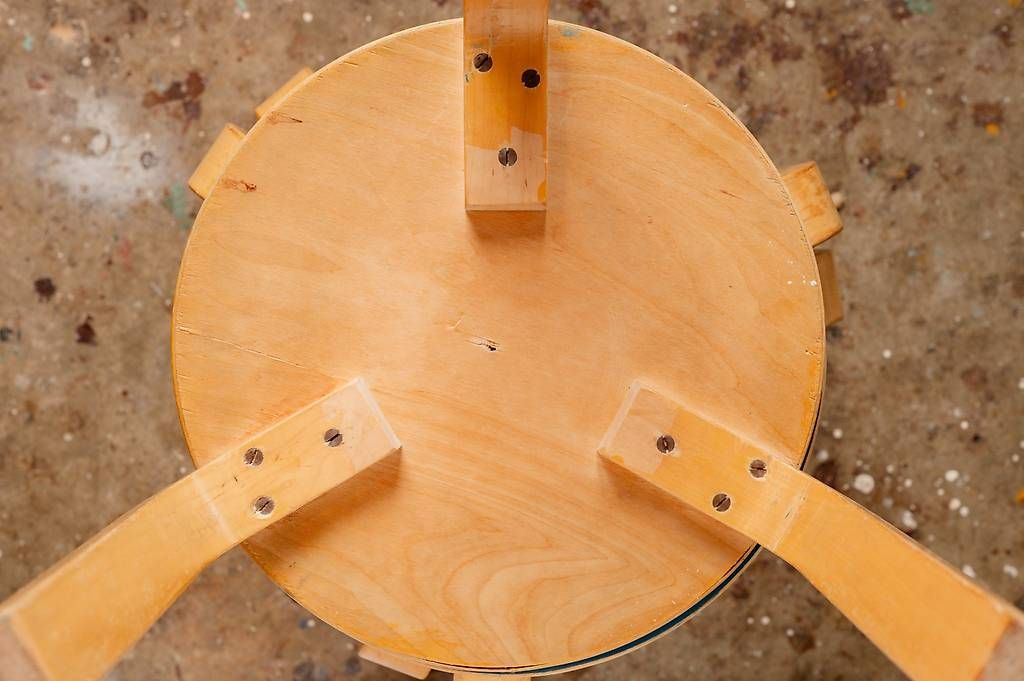 Aalto Sgabelli: Alvar Aalto Hocker 60 – Usato da Beringen venduto da 8222Beringen 7