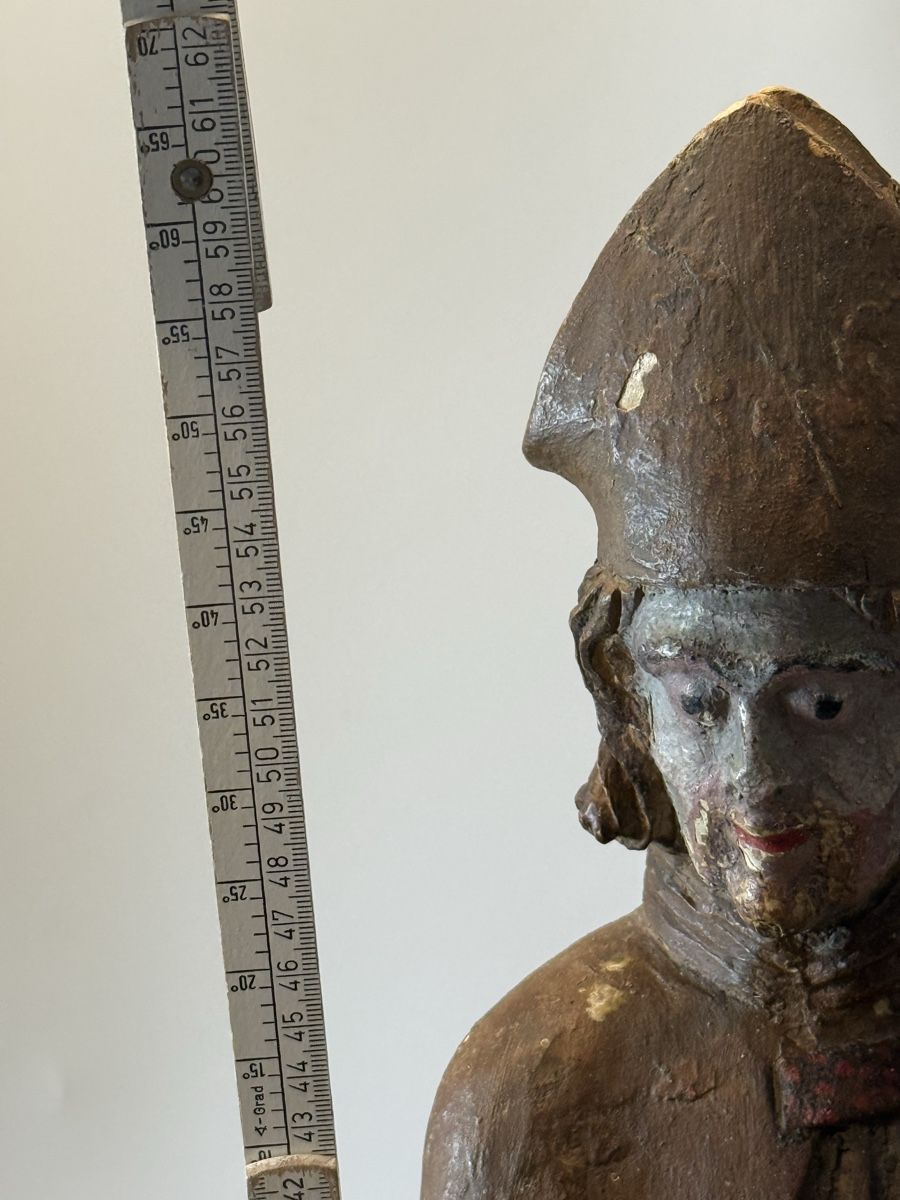 Statuette: Alte geschnitzte Bischofsfigur Holz ca. 60 cm – Usato da Grenchen venduto da swiss.antiques 4