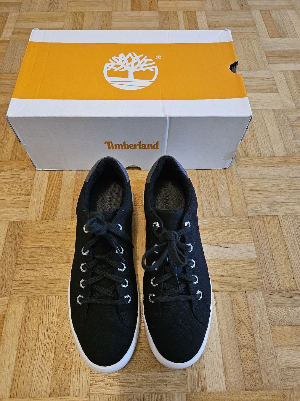 Timberland Scarpe da donna: Timberland Damen-Sneaker Gr. 38.5 – Nuovo (secondo la descrizione) da Neuenegg venduto da butterfly898 1