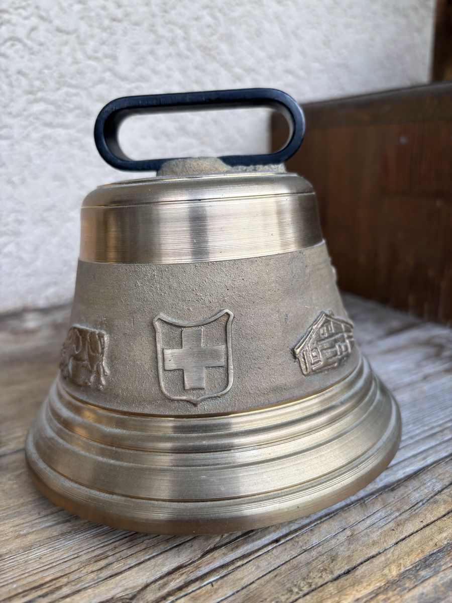 Campanacci mucche: 2  Neue Glocken – Nuovo (secondo la descrizione) da Schangnau venduto da Roseggli82 2