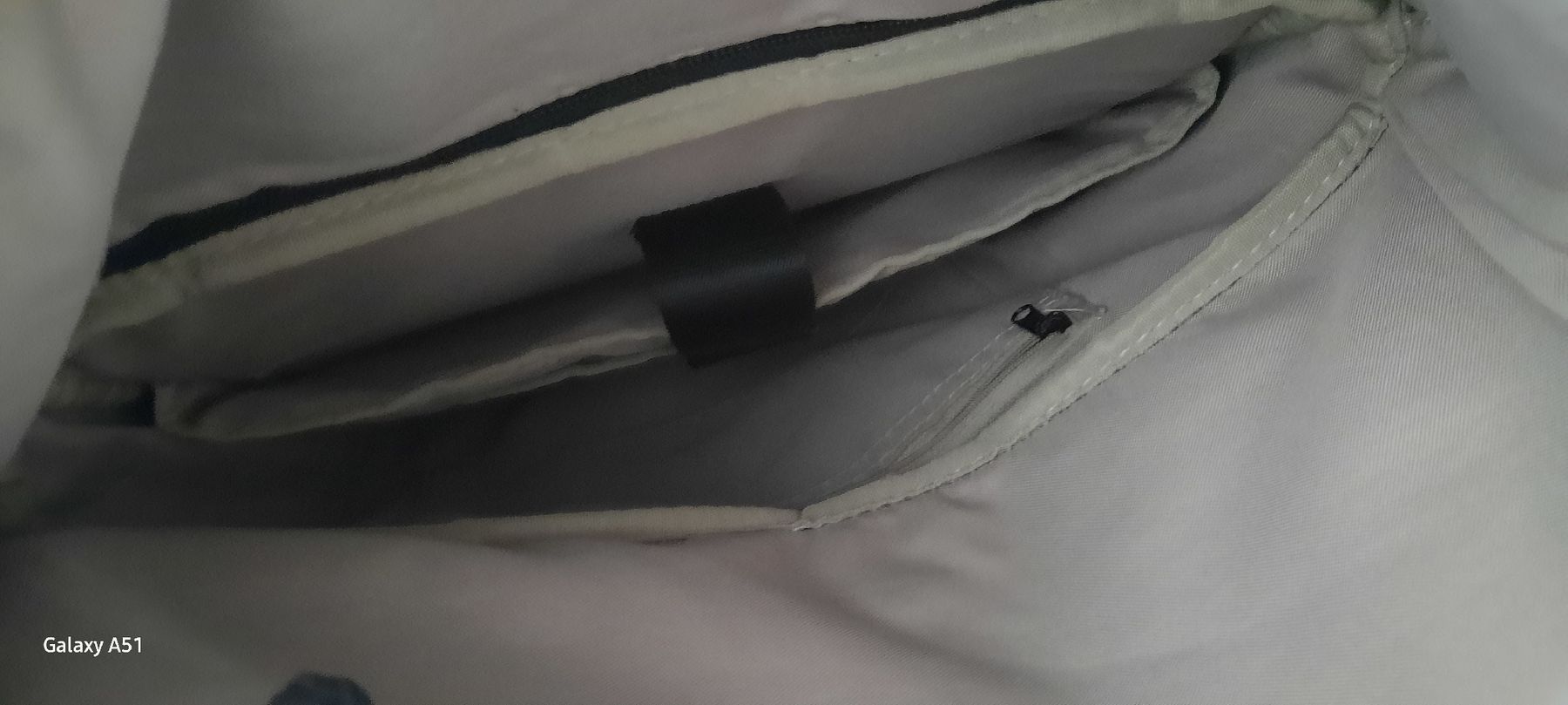 Zwei Zaini: ZWEI Rucksack grau  – Usato da Wädenswil venduto da H2H_Secondhandshop 5