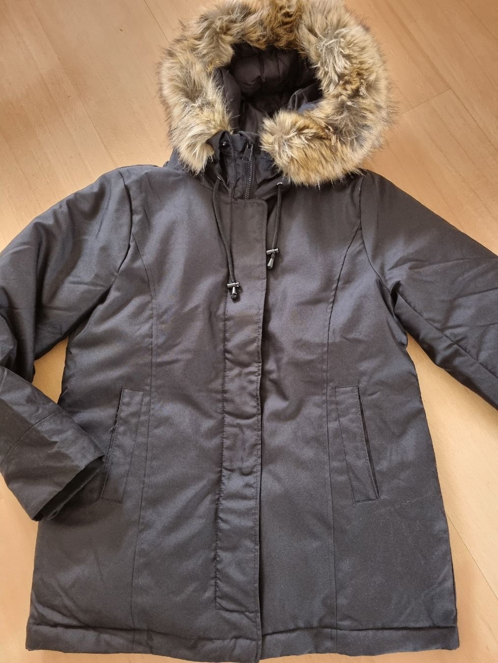 Vestes: Winterjacke Gr. L – Neuf (Voir description) à Sursee par M_Z