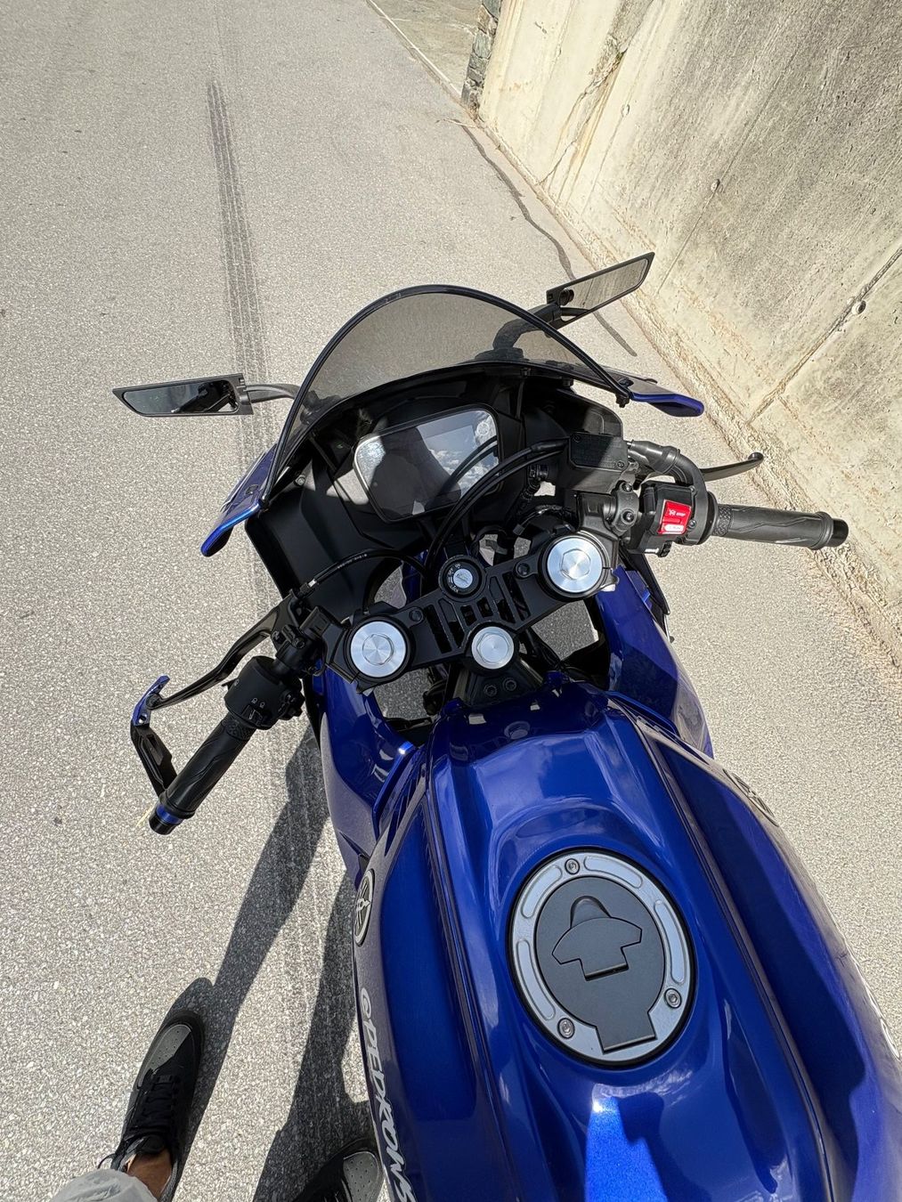Yamaha Strasse: Yamaha R125 – Gebraucht aus Zermatt von paf_tf5d 3