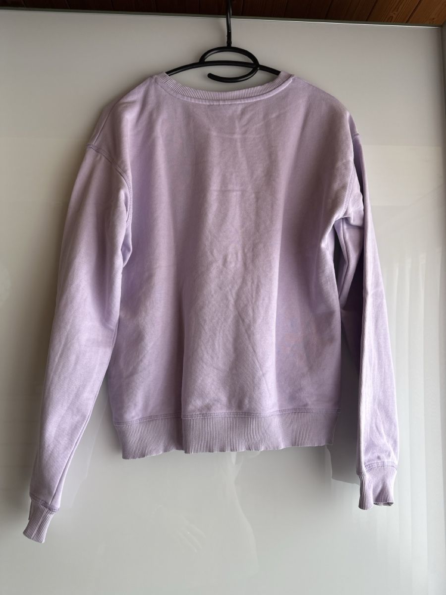 C&A Pullover & Sweatshirts: Pulli / Sweater C&A Disney Grösse XS lila – Gebraucht aus Buchs AG von Dasmusstduhaben 3