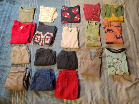 Diverse Sommer-Kinderbekleidung 15 Teile gut erhalten 98-104