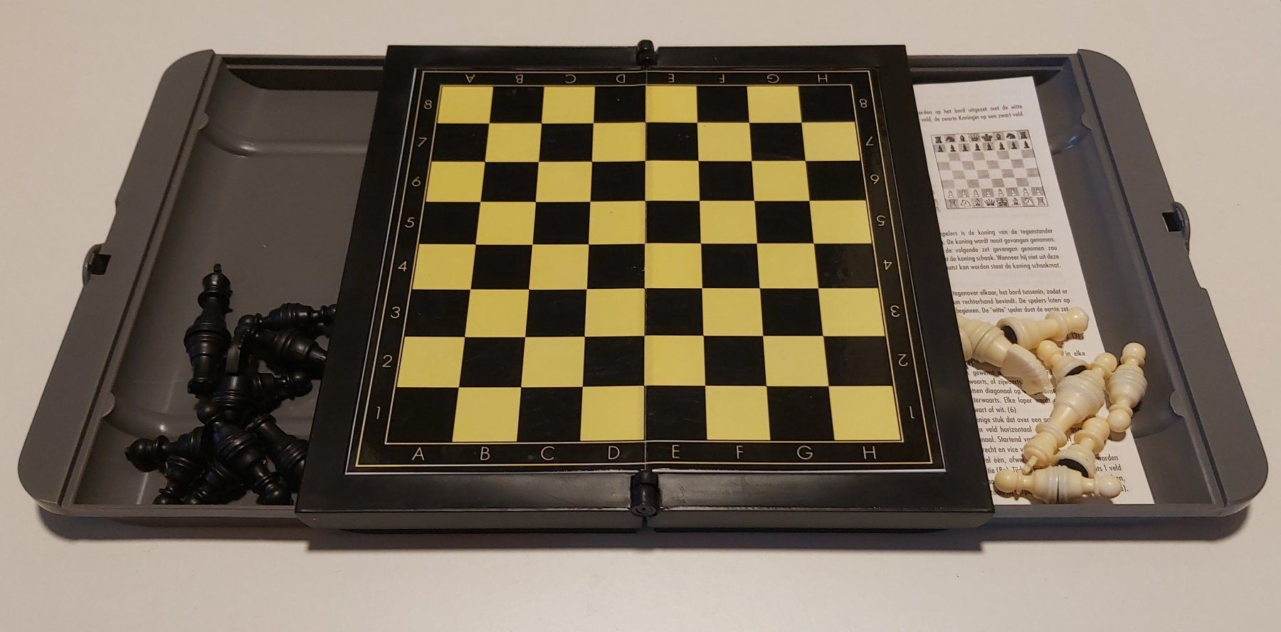 Giochi: Reise-Schach magnetisch – Usato da Guggisberg venduto da sonic_3 2