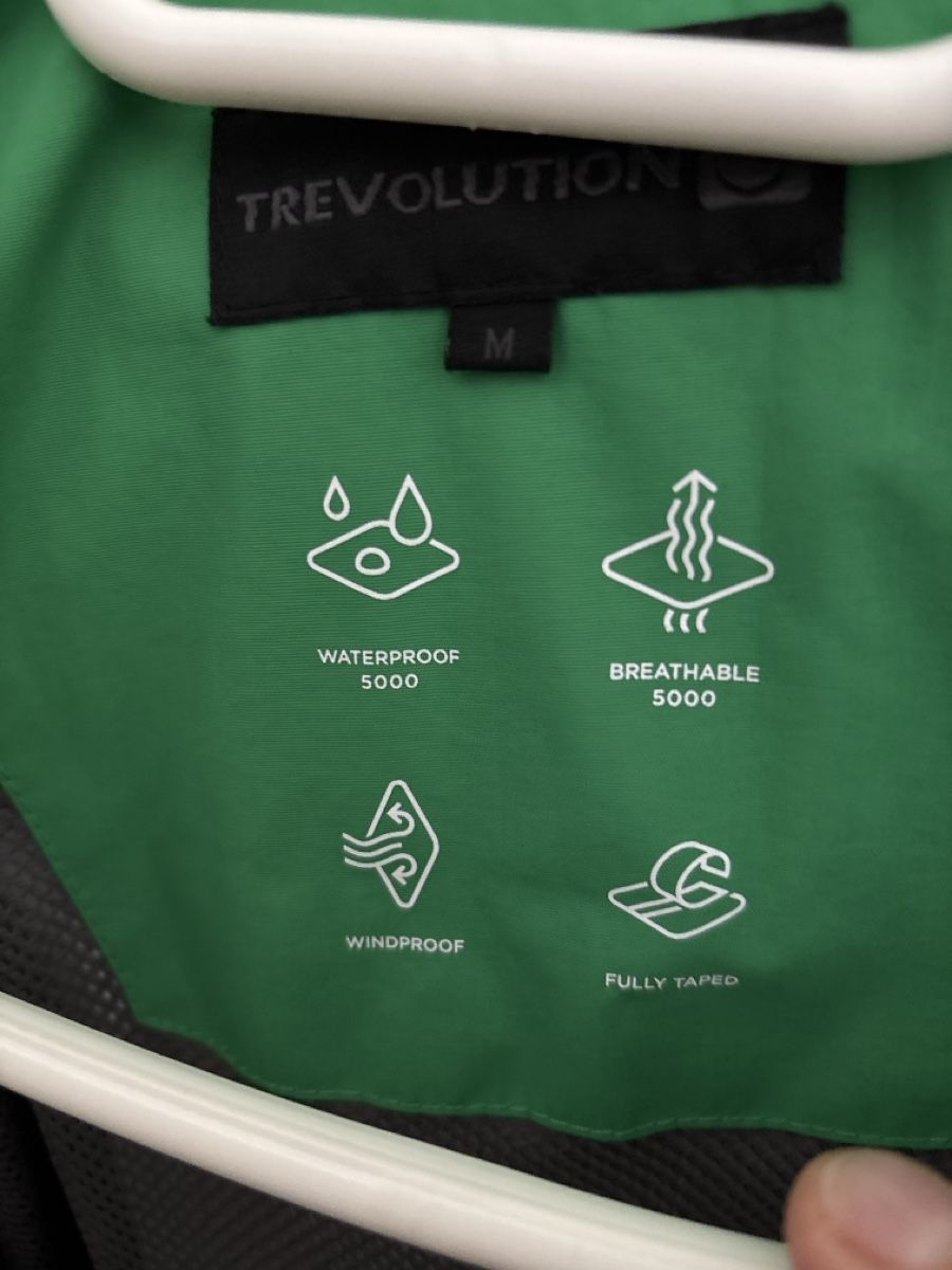 Jacken: Trevolution Regenjacke – Gebraucht aus Muttenz von Stefan8 2