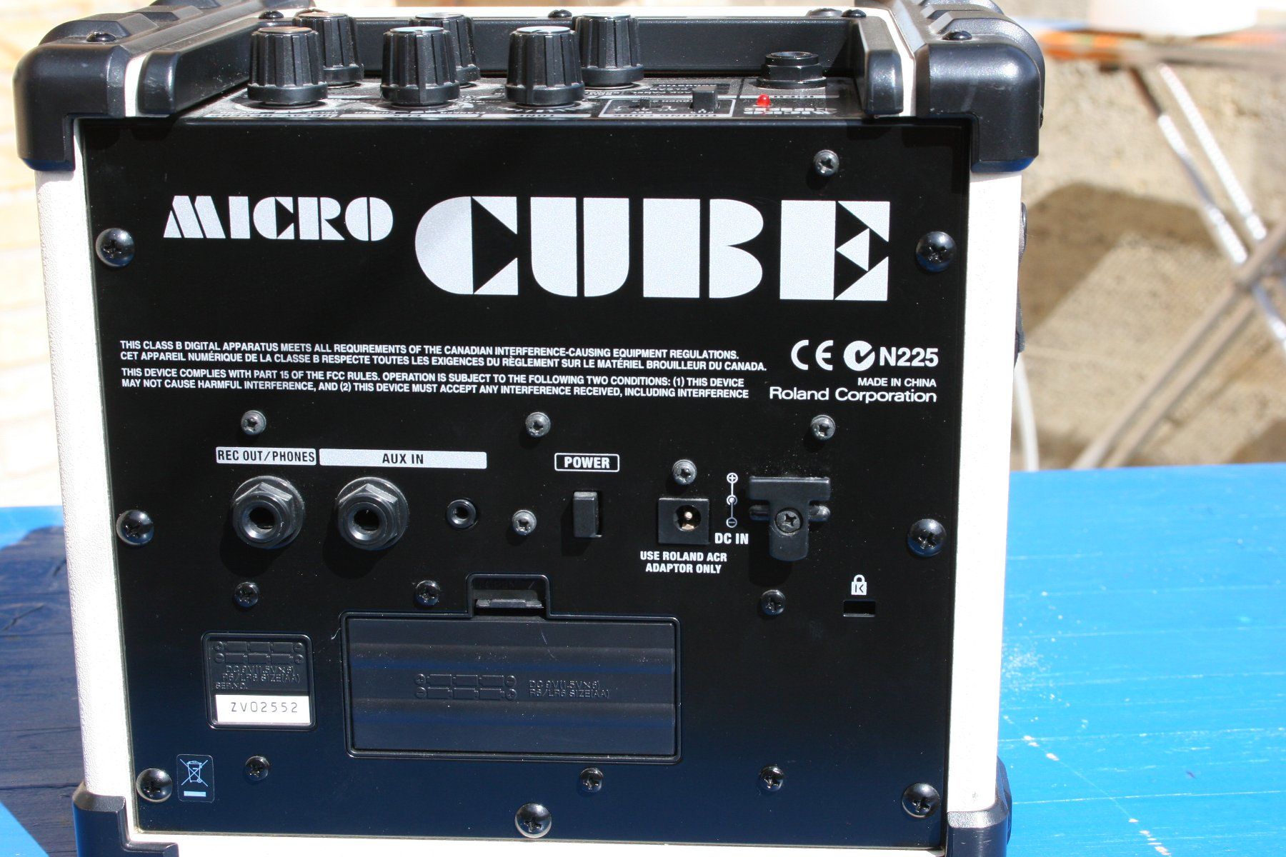 Roland Verstärker: Roland Micro Cube Universal Verstärker – Gebraucht aus Wauwil von Vintagesky 6