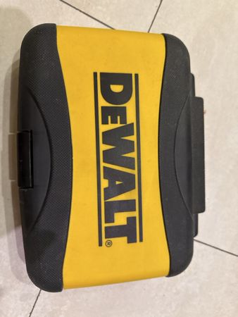 DEWALT Nusskasten 17-teilig guter Zustand