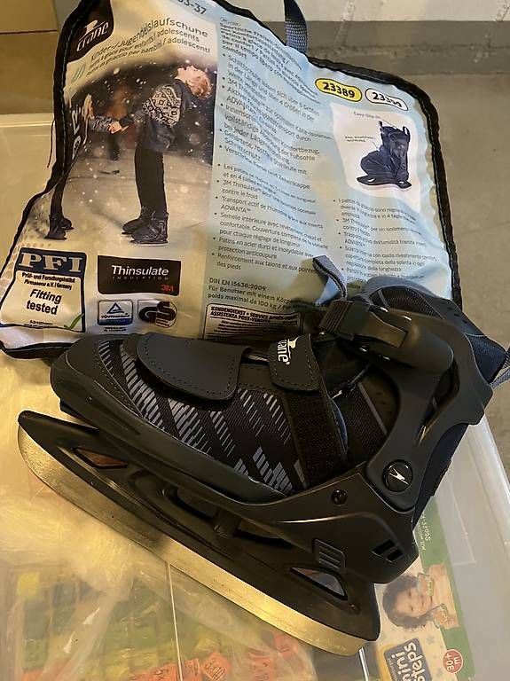 Patins à glace: Schlittschuhe  – D'occasion à Bern par haeev