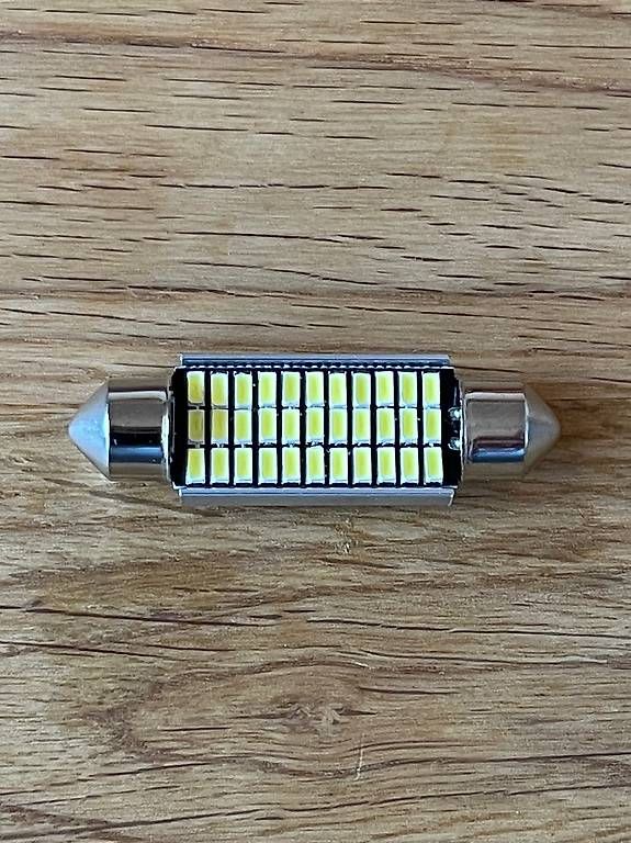 Lampes: LED-Soffitte 39 mm – D'occasion à Muri b. Bern par Eowyn76