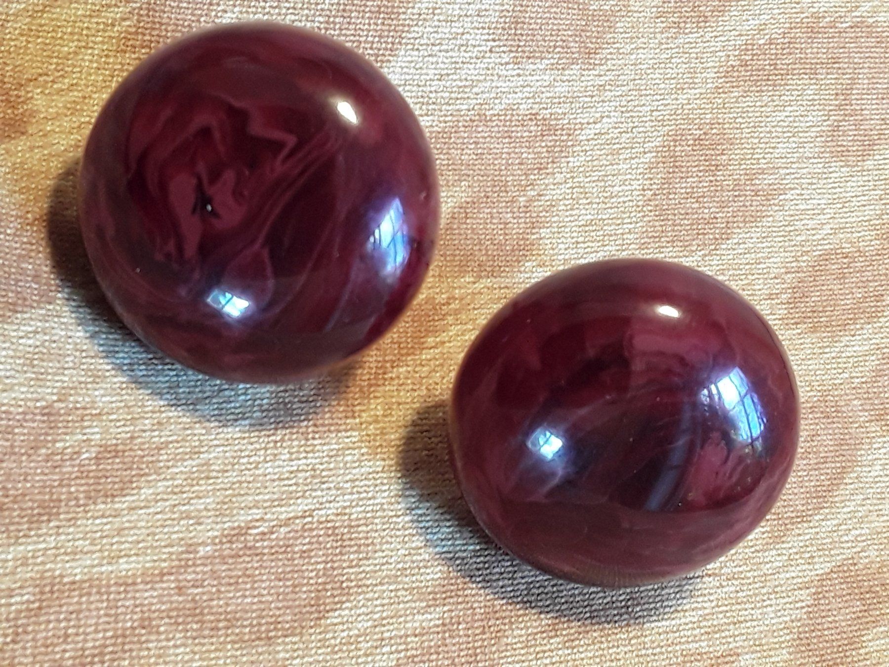 Ohrringe & -stecker: Vintage wunderschöne rote Ohrclips, ca 1950-60 – Gebraucht aus Zürich von Aleick 2