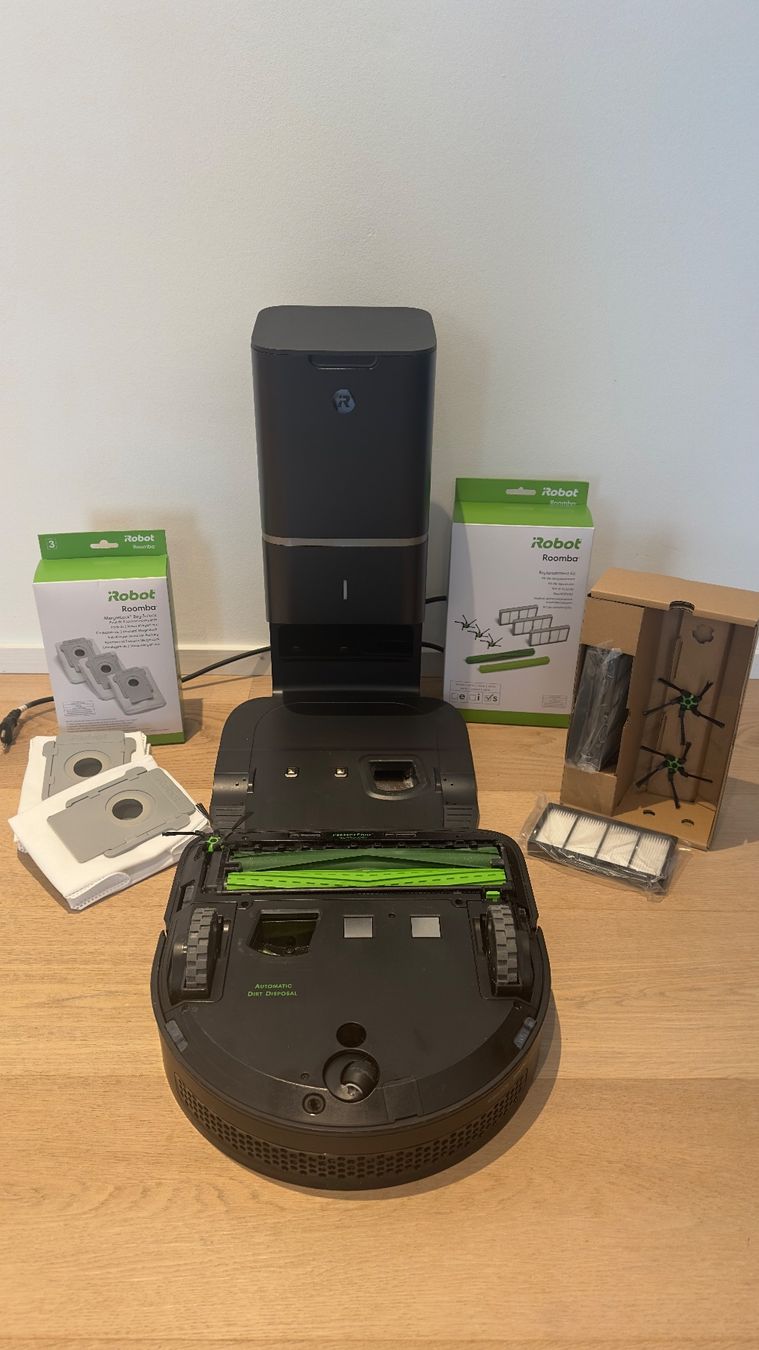 Irobot Aspirapolveri & Accessori: iRobot Roomba s9+ Vacuum Cleaner - Excellent Condition! – Usato da Immensee venduto da mor_7kv2 1