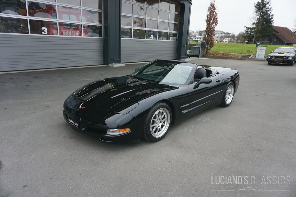 Chevrolet Automobili: 1998 Chevrolet Corvette C5 Handschalter mit 405 PS – Usato da Grosswangen venduto da Lucianos_Classics