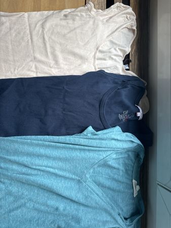 3x Women's Summer Tops Size M - Lightly Used - Great Deal!