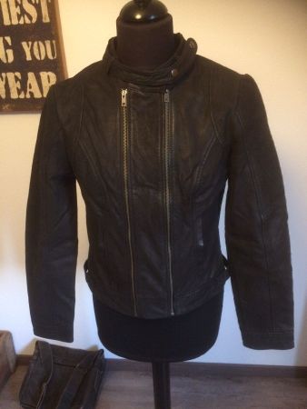 Mega coole VERO MODA Echt-Lederjacke,  (Gr. L, eher M)