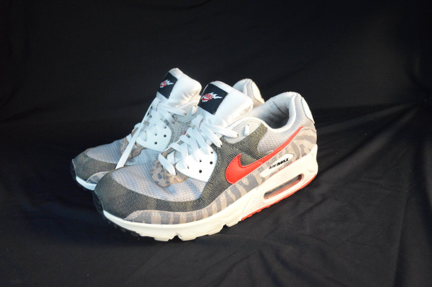Nike Herrenschuhe: Nike Air Max 90 Schuhe Grösse 44.5 – Gebraucht aus Buchs SG von die_zc5l