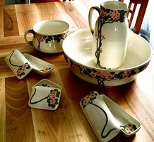 Servizio da toeletta vintage in ceramica, fiori, molto raro
