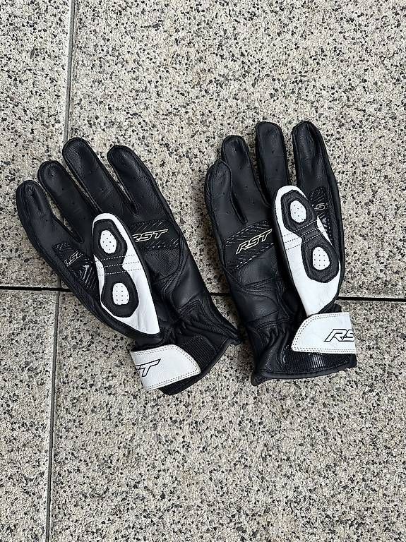Guanti & manicotti: Motorrad Handschuhe – Usato da Basel venduto da pau_s6pv 1